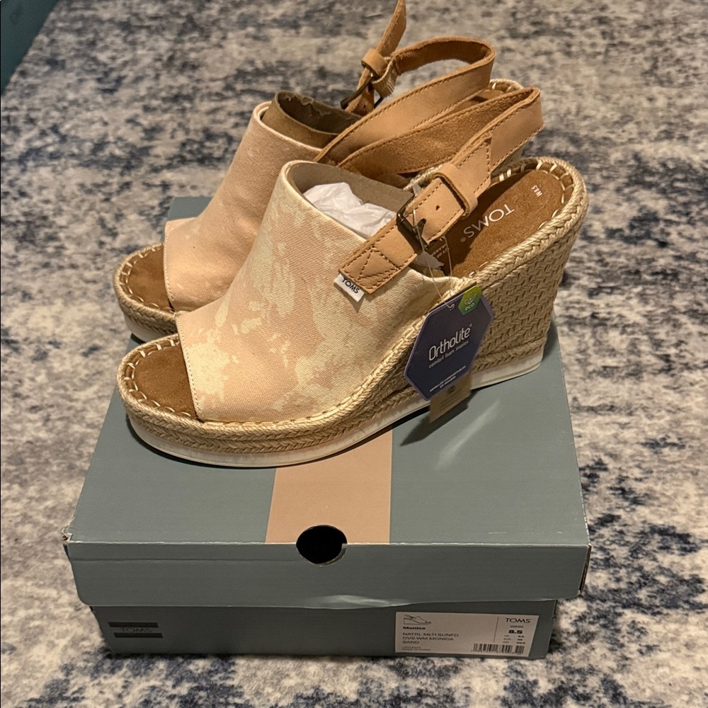 TOMS Women's Beige Wedge Sandals